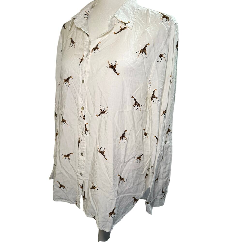 Jane & Delancey Giraffe Safari Print Button Down Shirt, Ivory, Women's Large